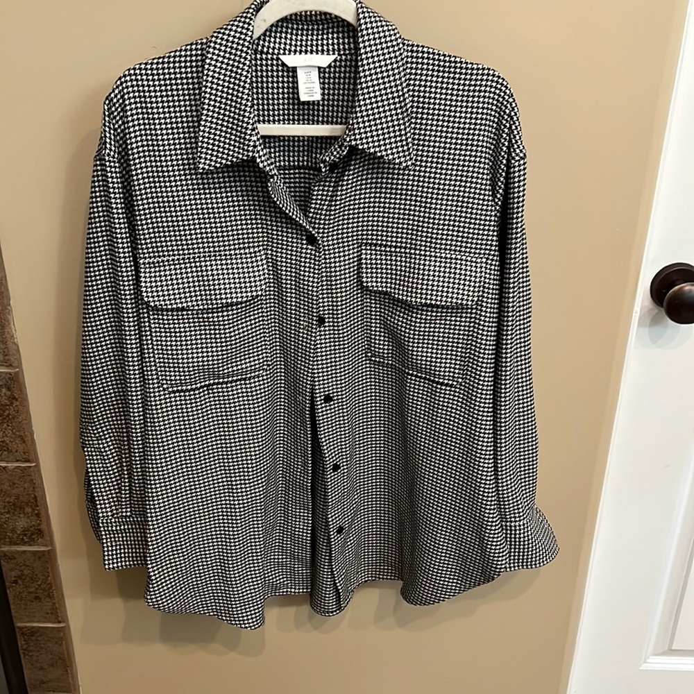 H&M Houndstooth Button Down